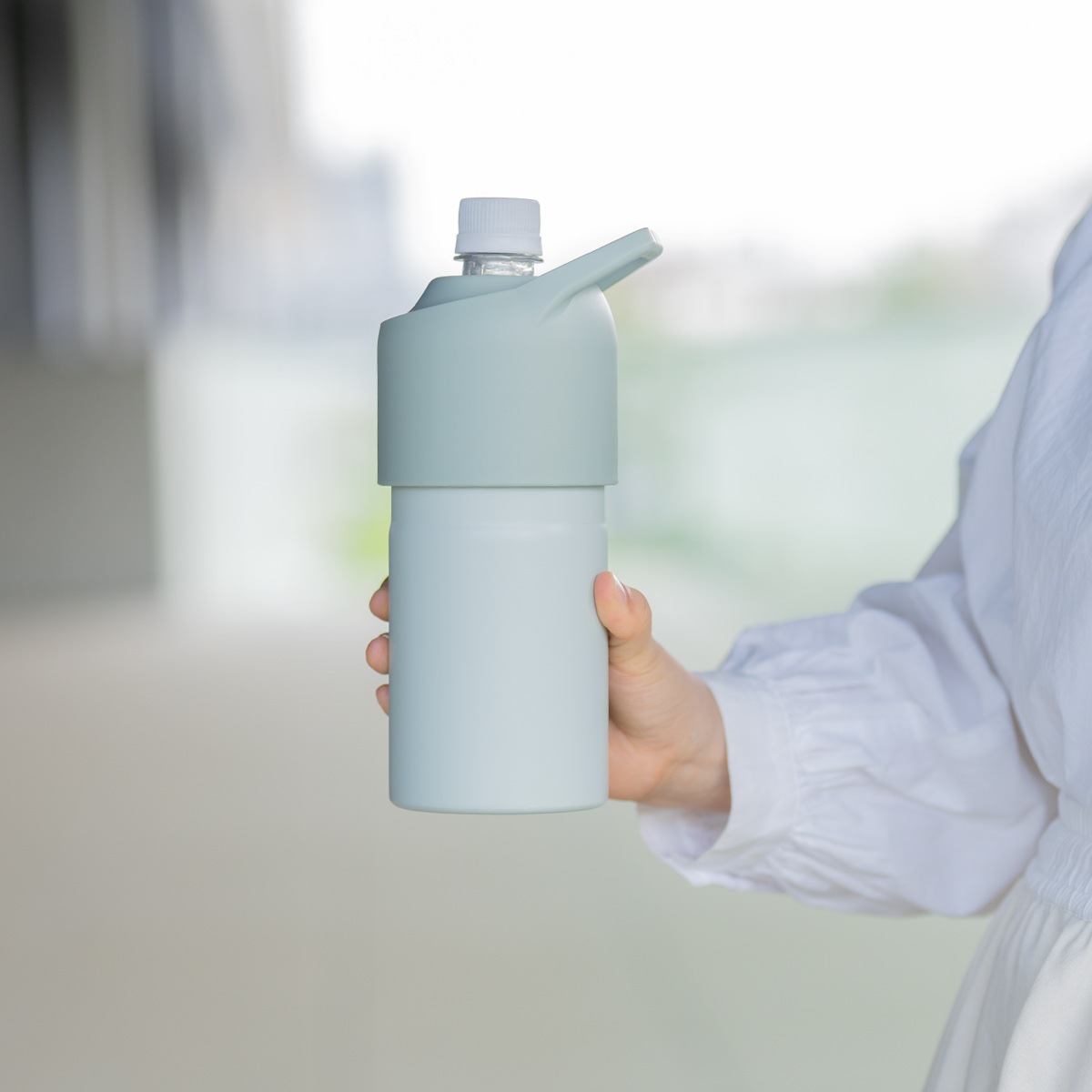 BOTTLE in BOTTLE（ボトルインボトル）ペットボトルホルダー Cタイプ 持ち手付き アイボリー ABIB-CIV