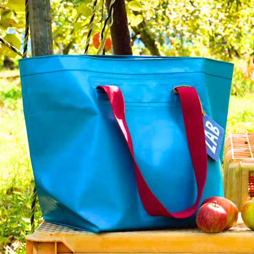 ザブザブ洗える　おしゃれな人気の防水トートバッグ　ZAB　Mサイズ