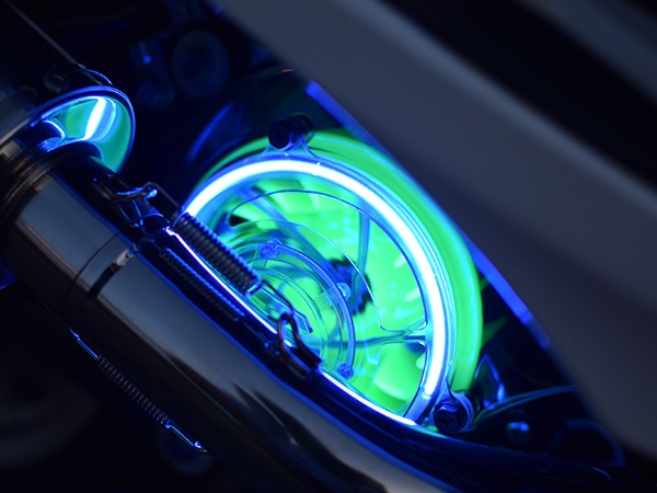 新品シグナスx 焼色カーボンマフラー 社外 se44 se12j 1型～3型まで 新品シグナスx 焼色カーボンマフラー 社外 se44 se12j 1型～3型まで 新品