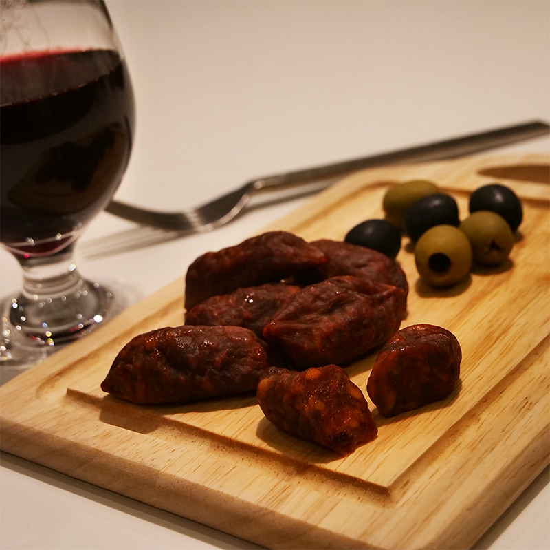 たった“一粒”でビール1杯いけます！お酒の相棒「クライネサラミ