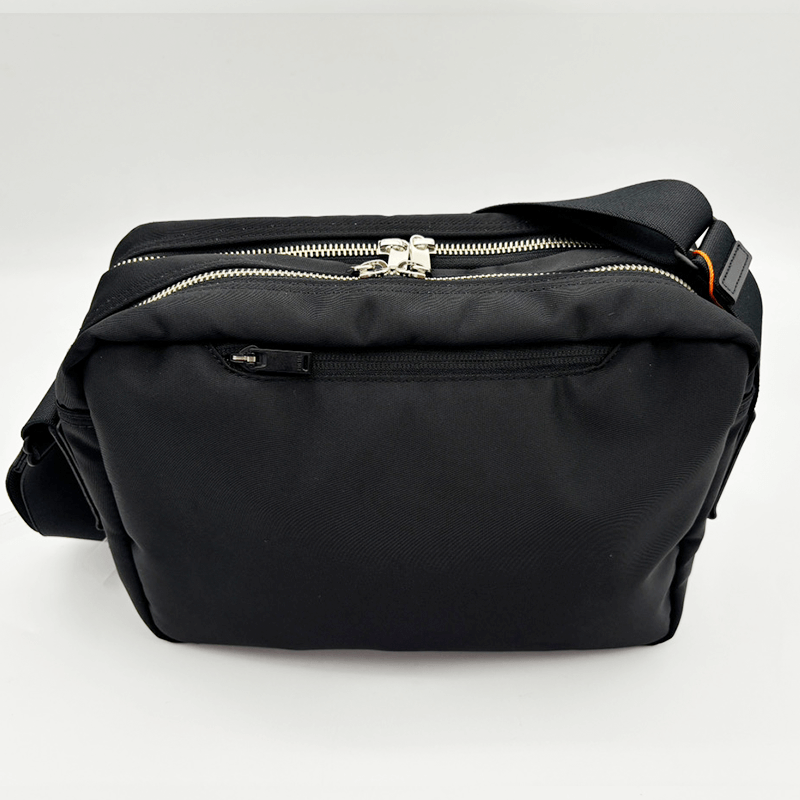 ポーター　リフト　ショルダーバッグ　822-07566　PORTER　 LIFT　SHOULDER BAG　吉田カバン