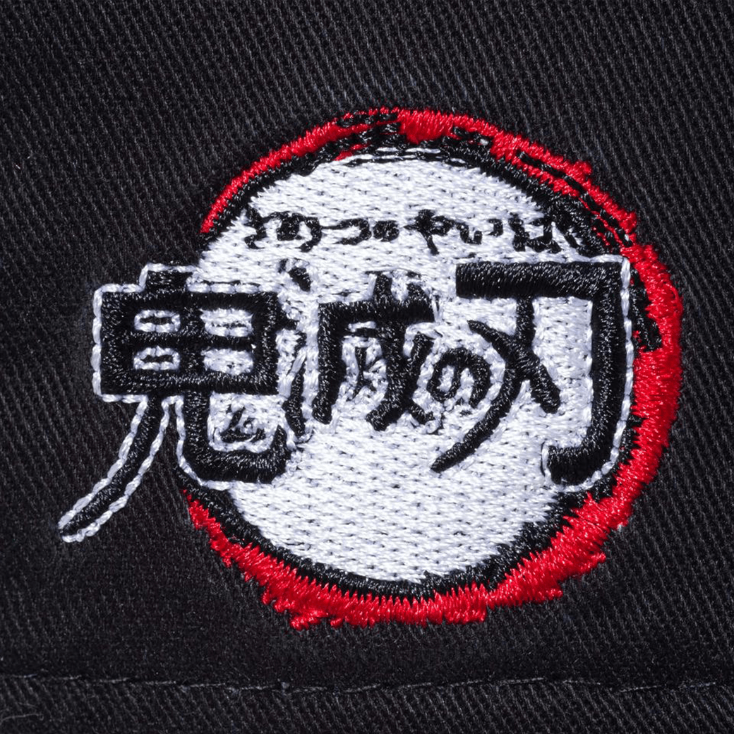 NEW ERA（ニューエラ）Youth 9TWENTY 鬼滅の刃 煉獄杏寿郎 悪鬼滅殺 ブラック