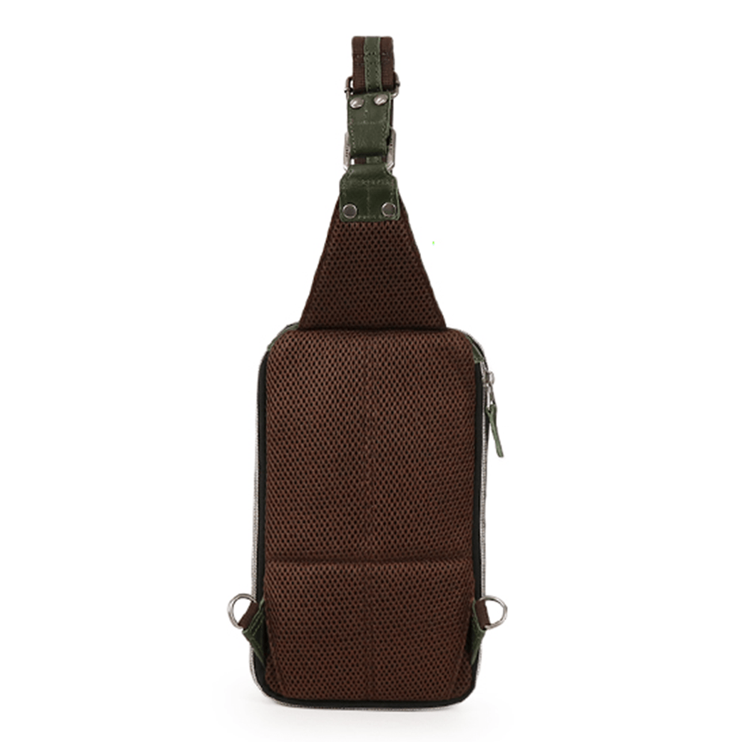 DOUBLES（ダブルス）ボディバッグ（牛革）