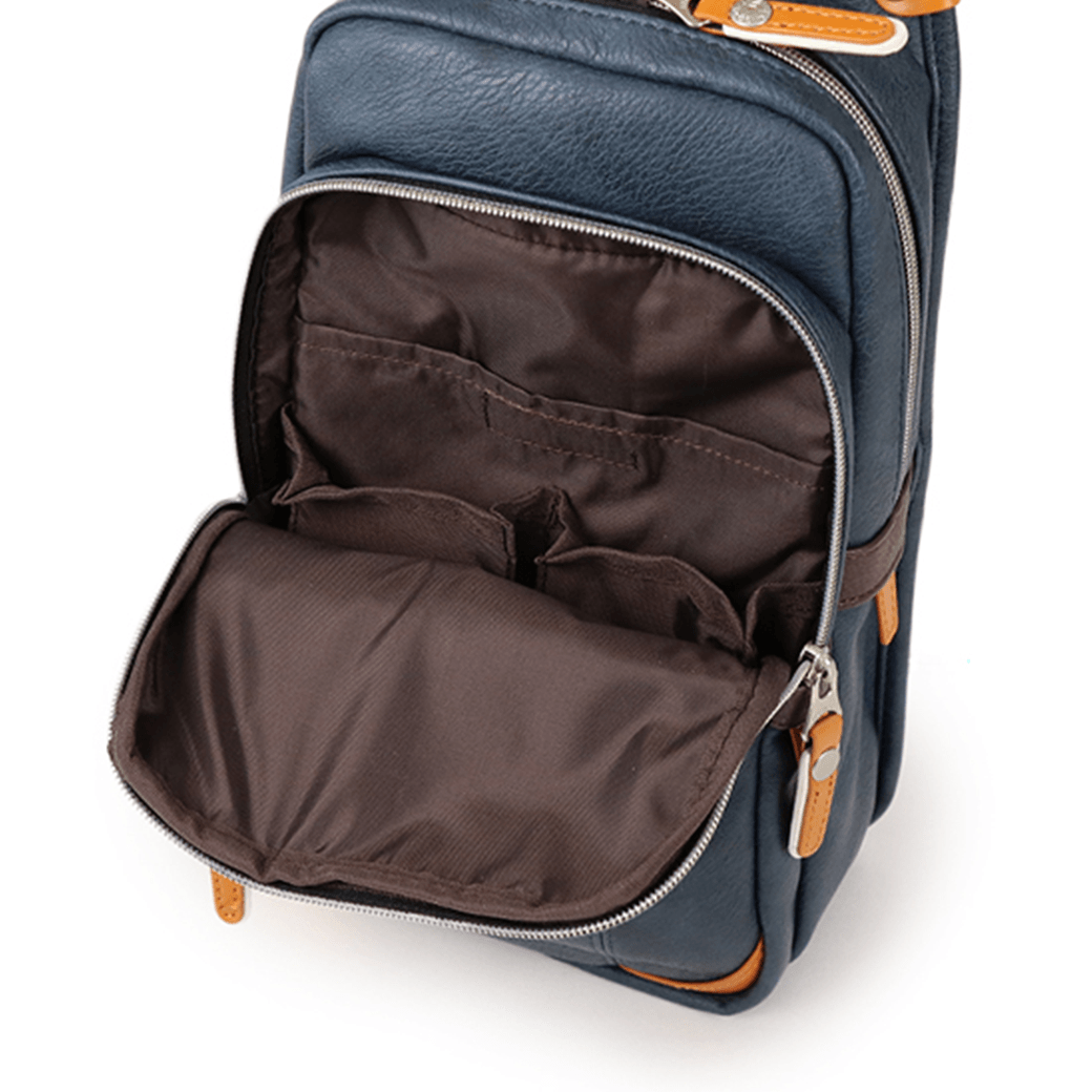 MOUSTACHE（ムスタッシュ）ボディバッグ（ヴィーガンレザー）