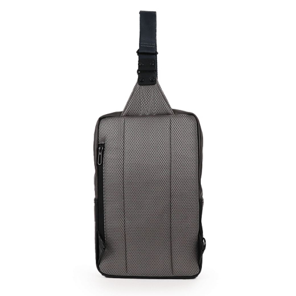 MOUSTACHE（ムスタッシュ）ボディバッグ（ヴィーガンレザー×イタリアン牛革）Lsize