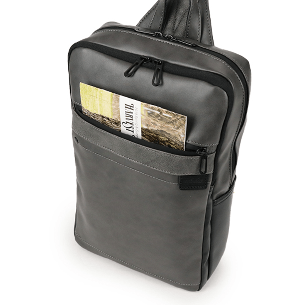 MOUSTACHE（ムスタッシュ）ボディバッグ（ヴィーガンレザー×イタリアン牛革）Lsize