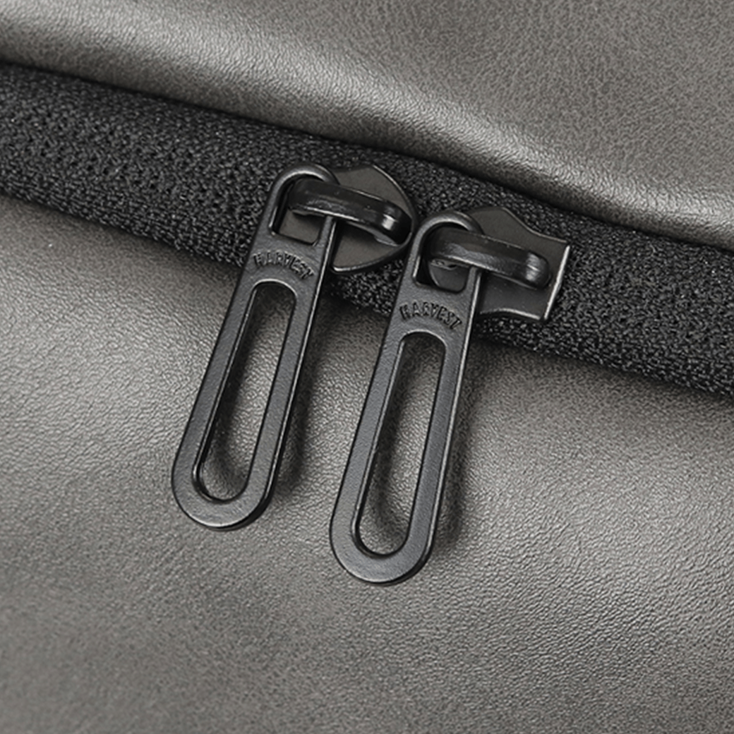 MOUSTACHE（ムスタッシュ）ボディバッグ（ヴィーガンレザー×イタリアン牛革）Lsize