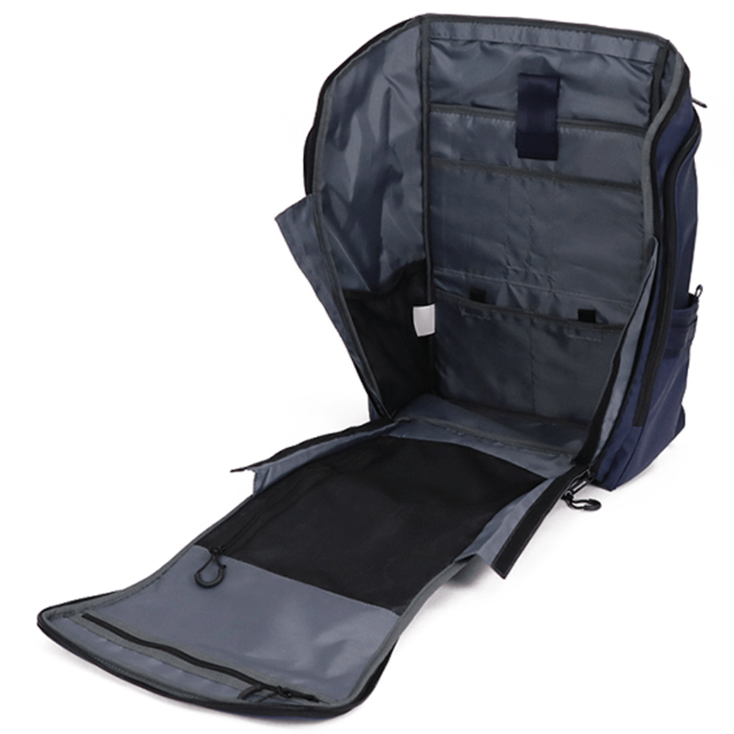 MOUSTACHE（ムスタッシュ）ラバーコーティングバックパック（コーティングポリエステル×ラバーコーティングナイロン）