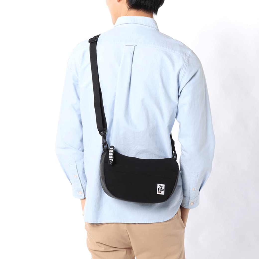 CHUMS（チャムス）ミニバナナショルダースウェットナイロン（ショルダーバッグ）Mini Banana Shoulder Sweat Nylon