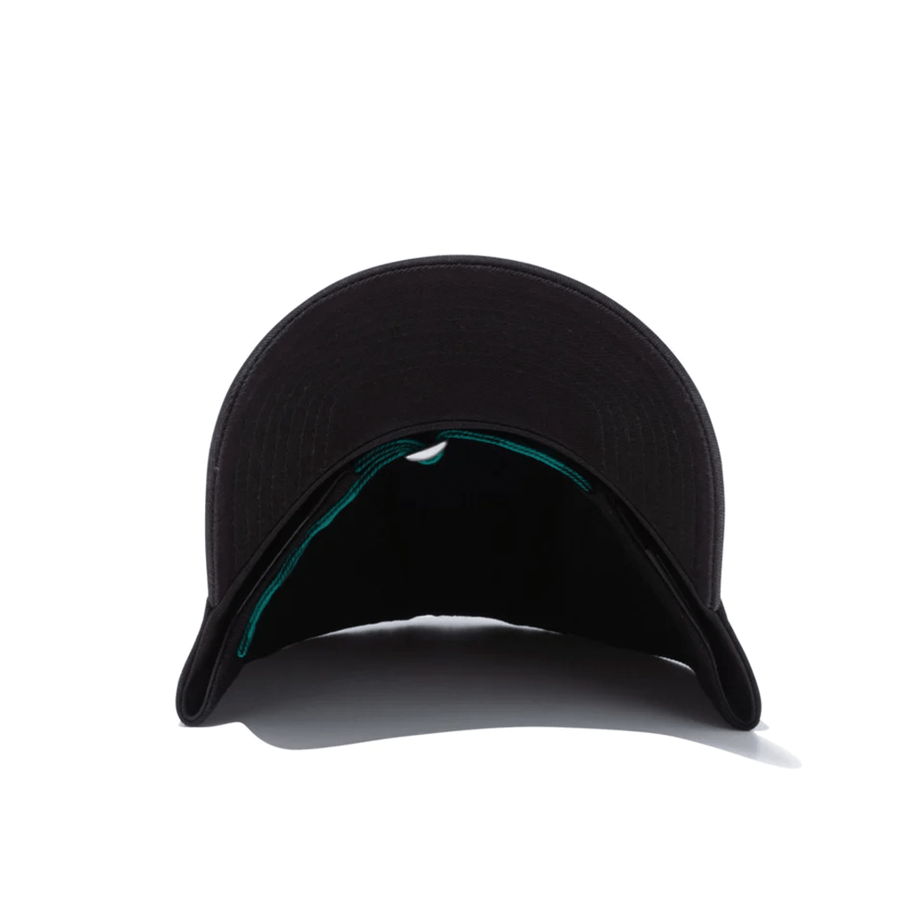 NEW ERA（ニューエラ） 9THIRTY 鬼滅の刃 竈門炭治郎 フラッグロゴ ブラック