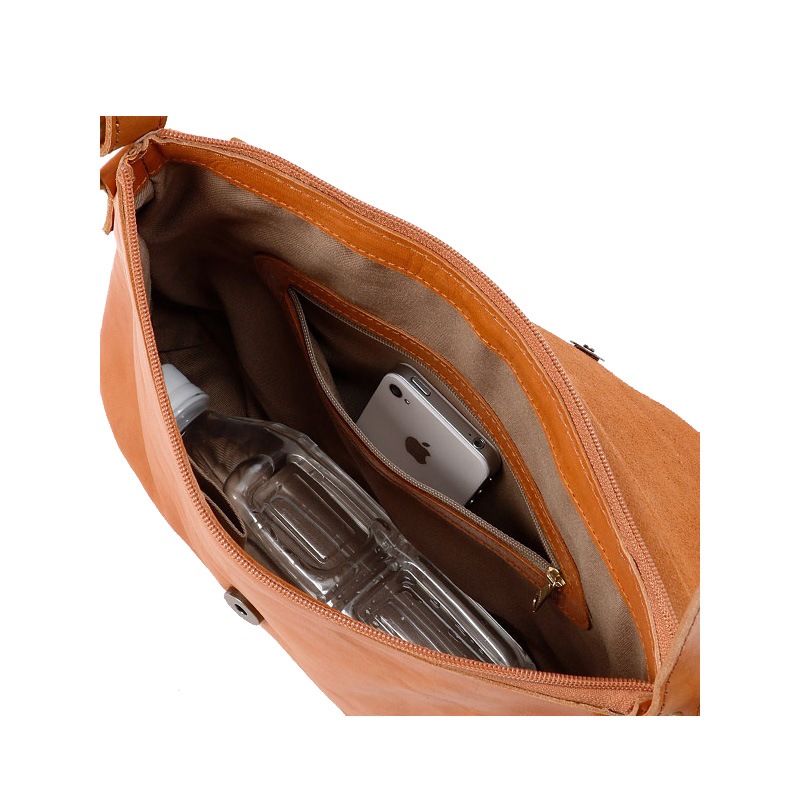 fes（フェス）本革ショルダーバッグブラウンB5