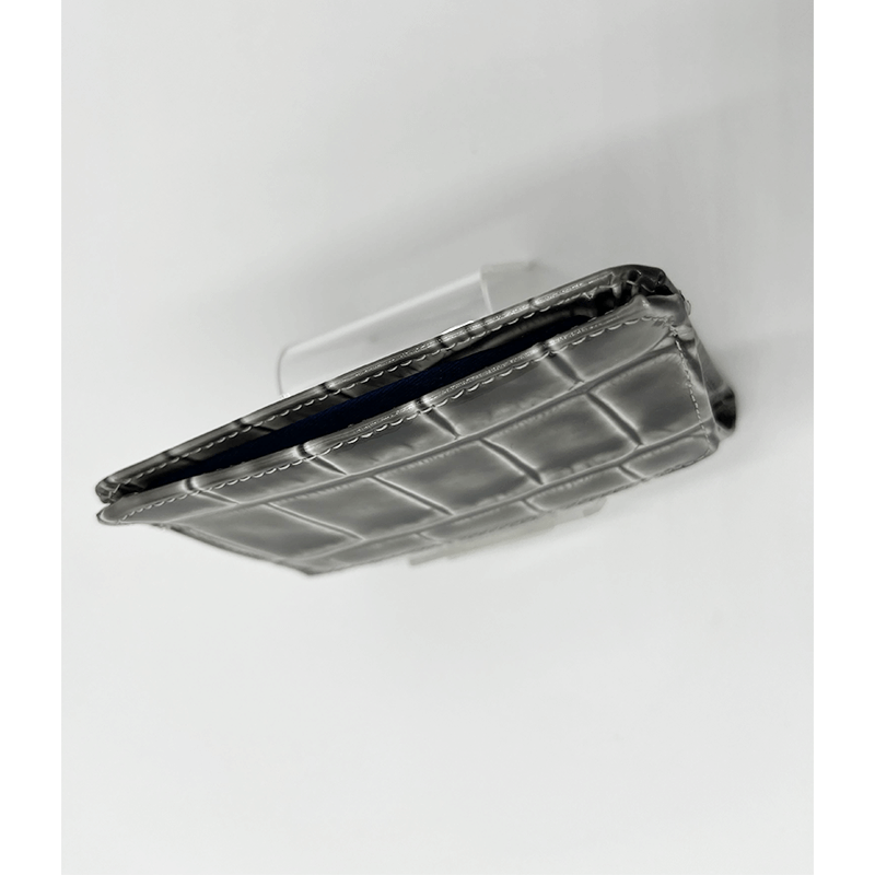 VIA DOAN（ヴィアドアン）ラックスクロコエナメル型押し小銭入れグレー