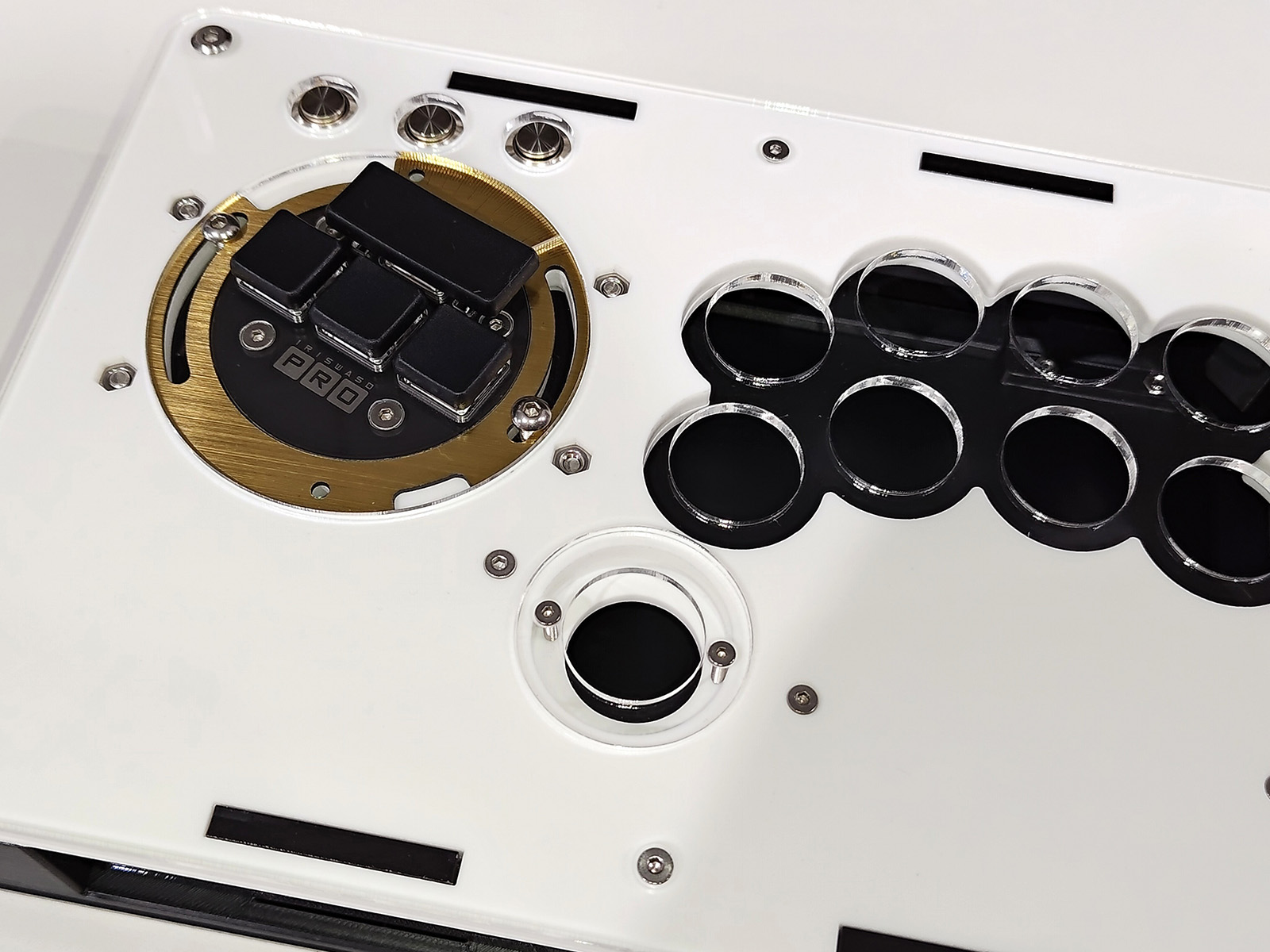 Attasa x くろまき工房 Ic1plus 24mmボタン型 Iris Tech対応