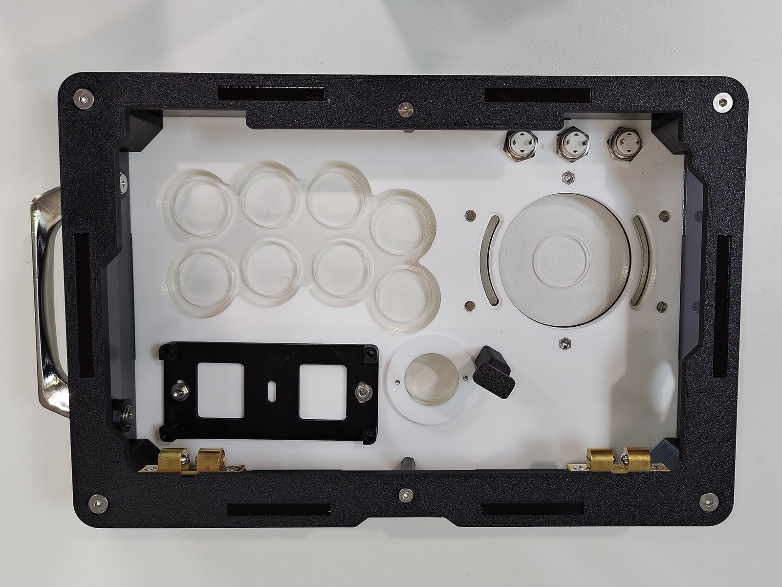 Attasa x くろまき工房 Ic1plus 24mmボタン型 Iris Tech対応