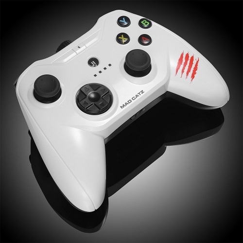 ��Micro CTRL��Micro CTRLi�˻Ȥ��ۥޥåɥ���å� �ڥ��ޥۡ����֥�å��б��ۥ磻��쥹������ѥåɡ�Bluetooth4.0��Android��Win�� C.T.R.L.R Mobile Gamepad