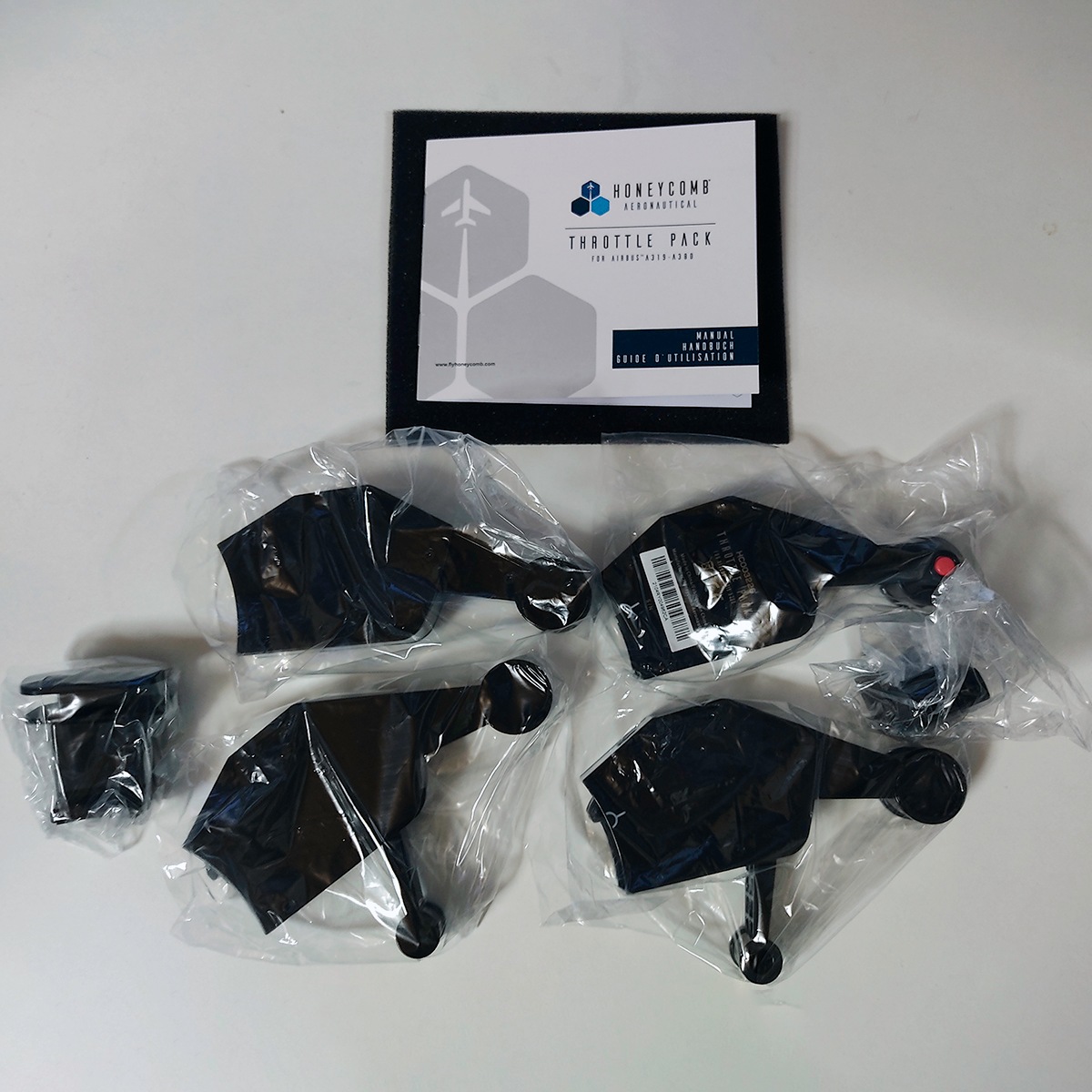 Honeycomb Aeronautical THROTTLE PACK FOR Airbus™ A319 – A380 �ϥ˥��२�����Ρ��ƥ����� ���� ���ץ����ѡ��� �����åȥ� �ѥå� �ե��� �����Х�™ A319 – A380 �����Х������Ե�������ڤ���롢BRAVO THROTTLE�Υ��ץ����ѡ��� HC003226