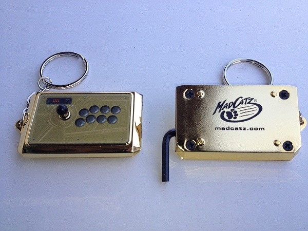 MadCatzセール】Mad Catz ファイトスティック キーチェーン