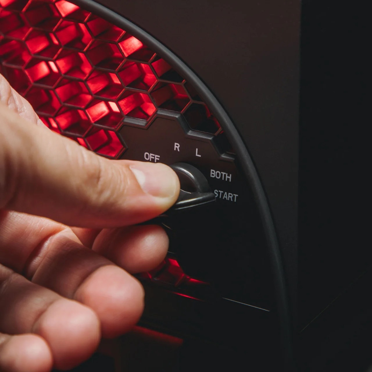 Honeycomb Aeronautical ALPHA FLIGHT CONTROLS YOKE & SWITCH PANEL ϥ˥२Ρƥ ե ե饤 ȥ륺 衼 & åѥͥ åѥͥηʥե饤ȥ衼ƥࡢꥢ180žѡ13ܥ9å5˥å󥹥åפʤǤ֤Ǥǥ奢ޥƥ󥰥ƥ SB003011