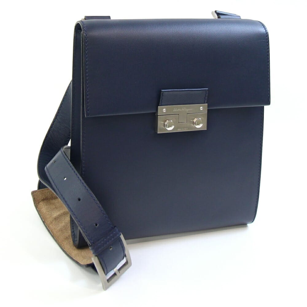 69B122｜美品｜フェラガモ メッセンジャーバッグ レザー ダークブラウン メッセンジャーバッグ - メンズ | Ferragamo