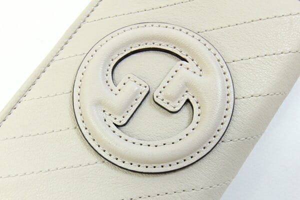 未使用に近い】Gucci アイボリー レザー 長財布