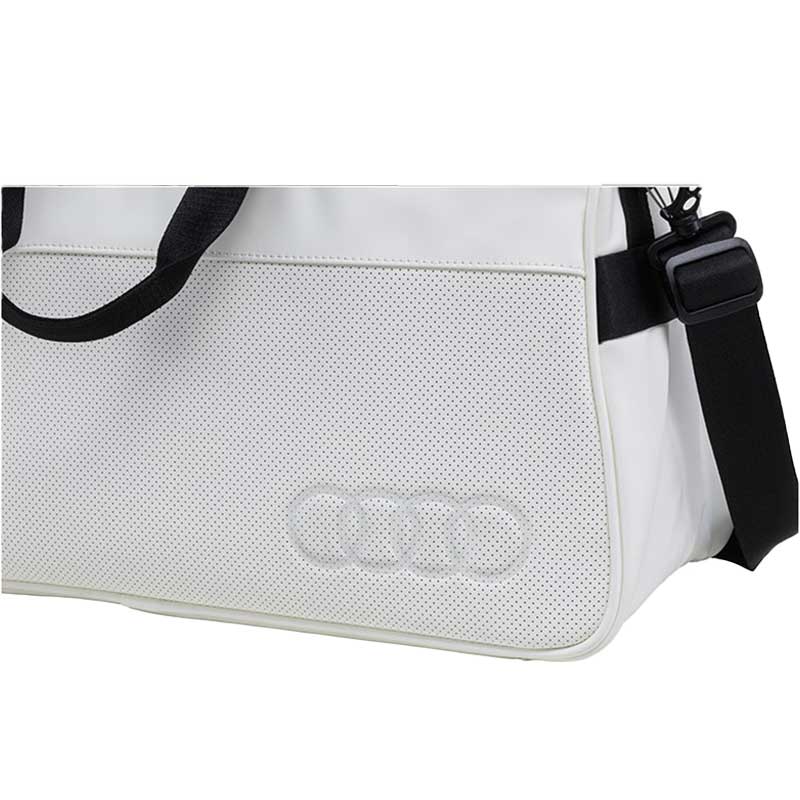 Audi × テーラーメイド ボストンバッグ（ホワイト） | ゴルフ | Audi