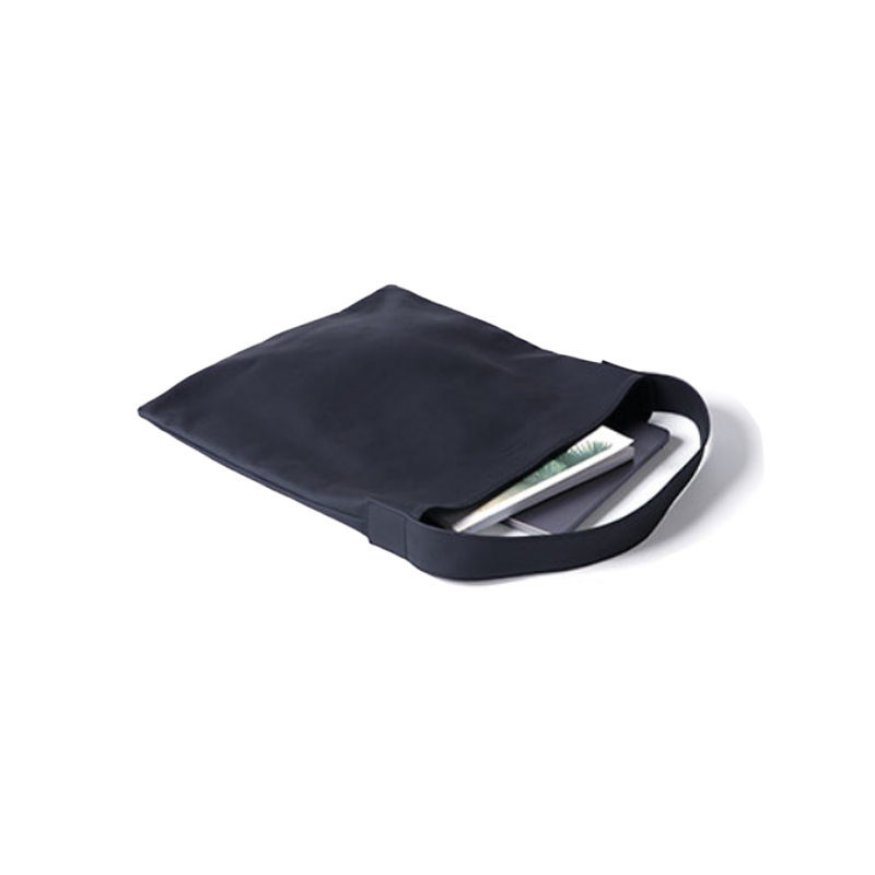 Audi レザートートバッグ(ブラック)