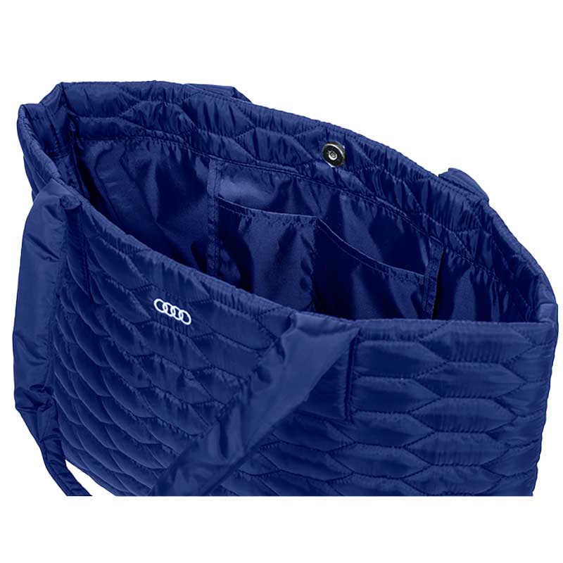Audi キルティングトート L（ネイビー）