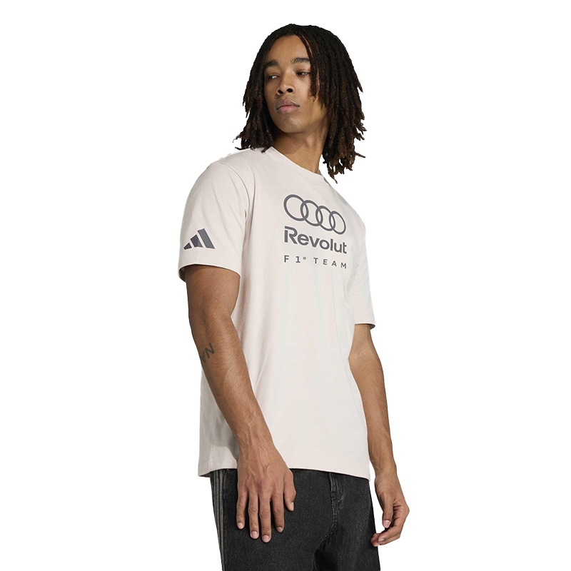 Audi Formula 1 メンズファングラフィックTシャツ（チョークパール）
