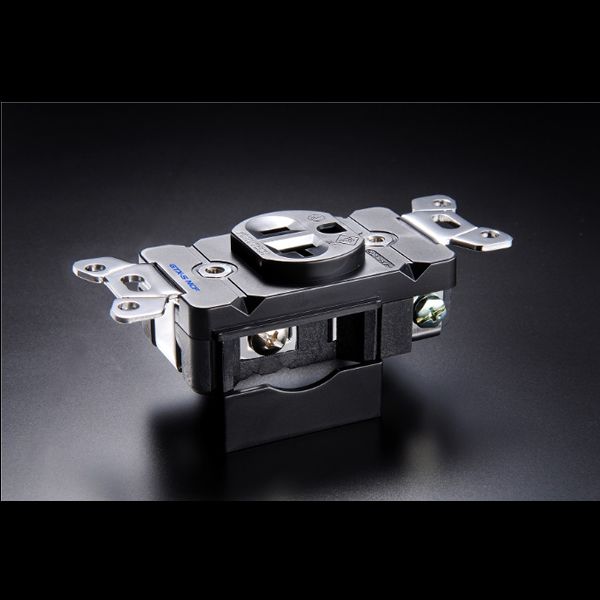 ��¨Ǽ���ۡں���B����ȿ��ʡ������ò�����FURUTECH��GTX-S NCF(R)�֥��������å��ס����󥰥륿���� 20A/15A�ɥ��󥻥�ȡ��ե�ƥå���GTXSNCFR