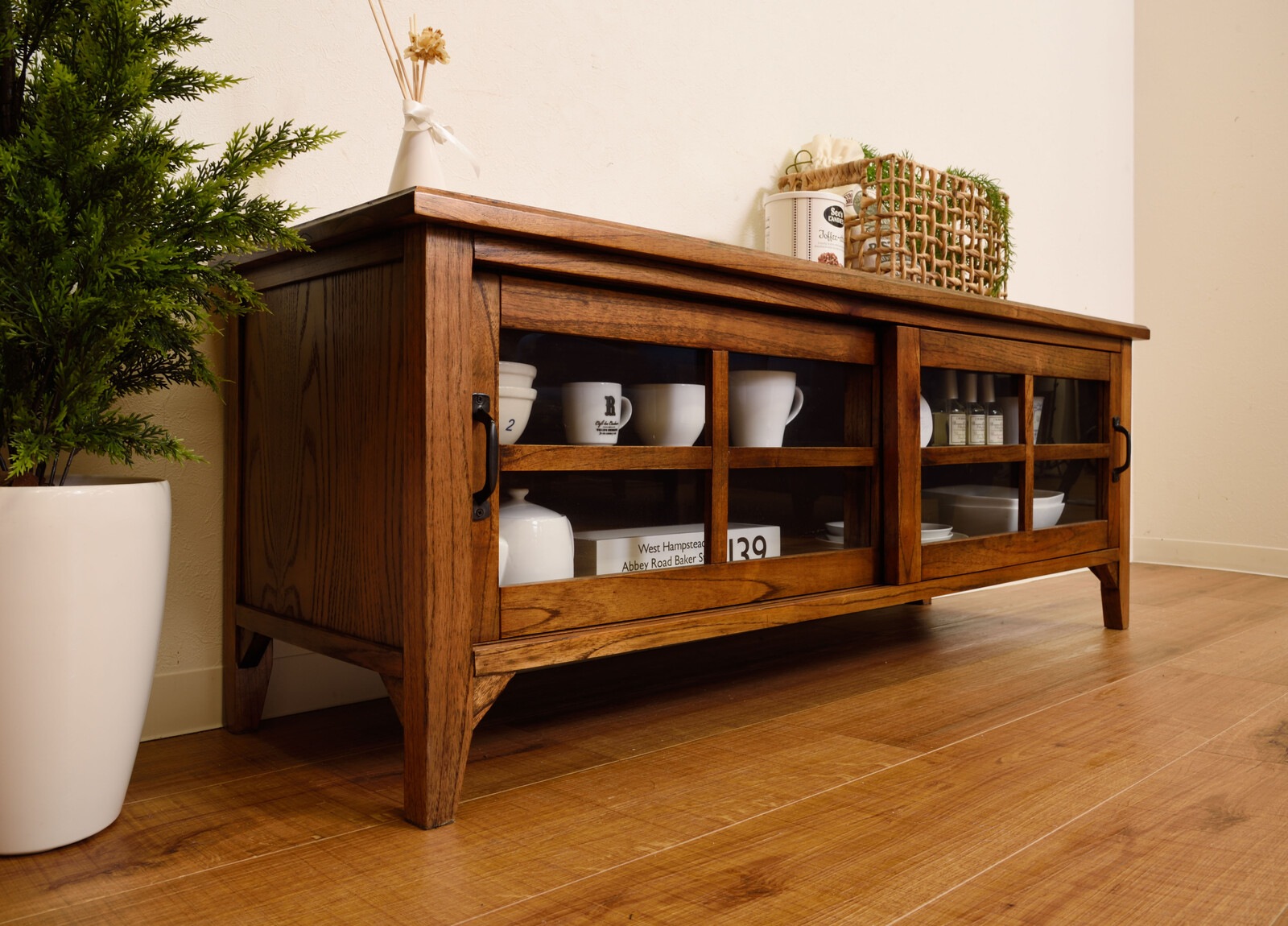 �ߥ�ǥ����饹�����ܡ���