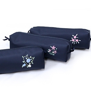 ナイロンサテンの手刺繍入りペンケース SPC-G02をお探しならお
