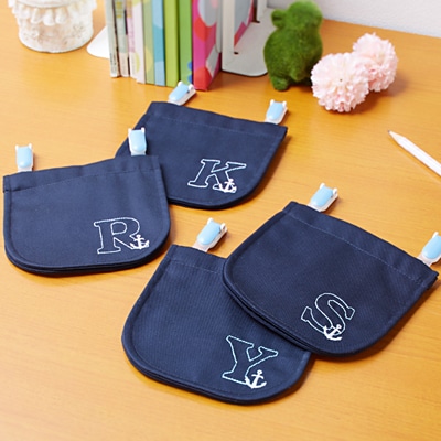 オーダー/イニシャル刺繍入り移動ポケットをお探しならお受験