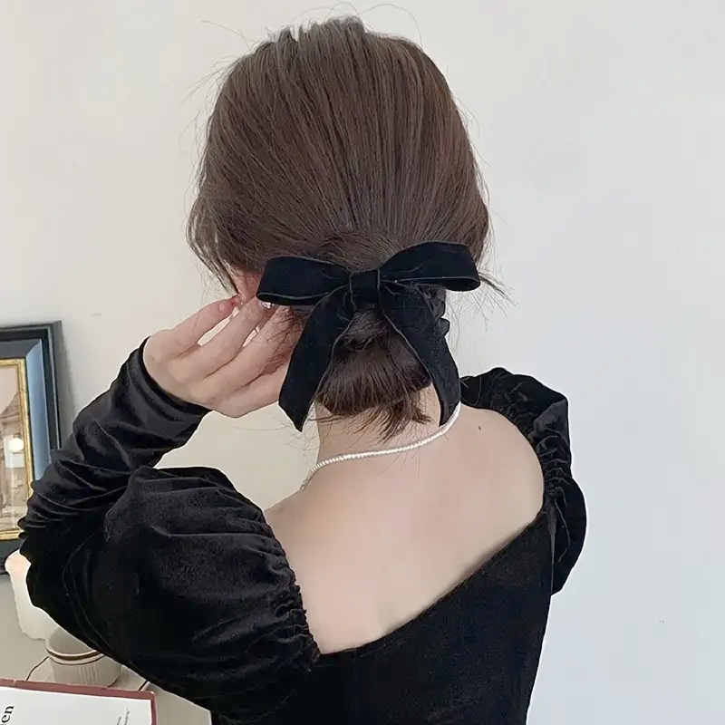 ブラックアーチ型ヘアクリップ 楽天市場】プラスチック製 ヘアクリップ アーチ型 黒 1個 バナナ