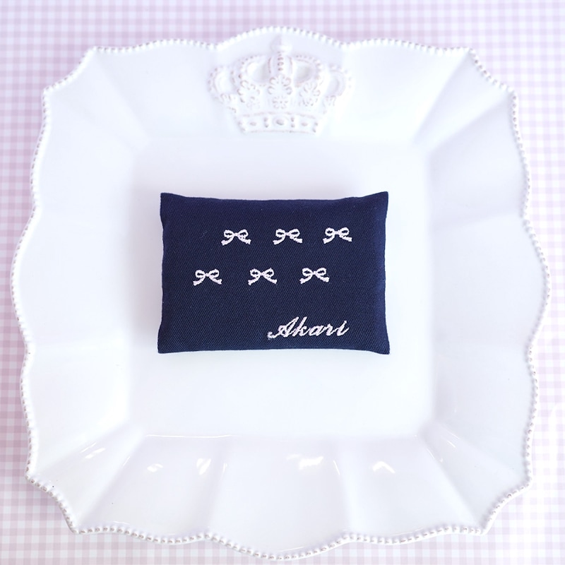 【2025年新作】 プチオーダー】 ハートリボンとお名前刺繍のティッシュケース 家具・インテリア