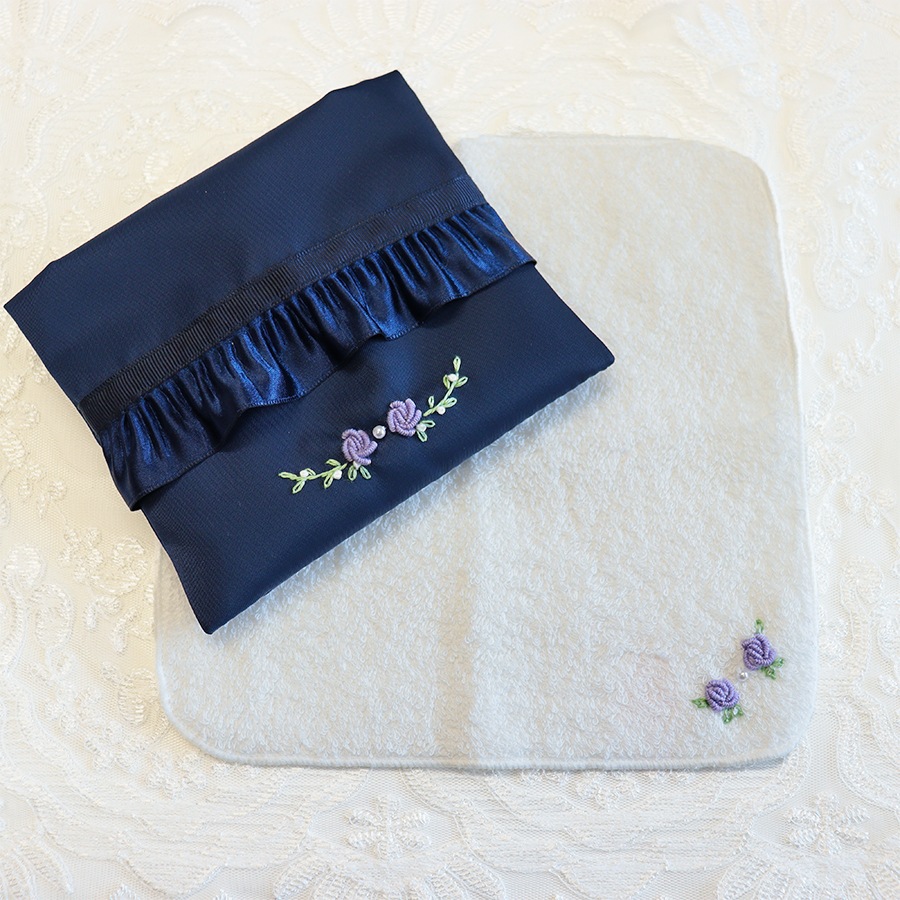 パープル刺繍のハンカチ ティッシュケース セット パープルローズ Tsit Pp01をお探しならお受験専門店 キルシェ ブリューテ