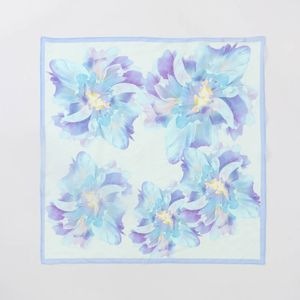 【 Fioritura Giovanna（フィオリトゥーラ ジョヴァンナ）】シルクプリントプチスカーフ(WASH)
