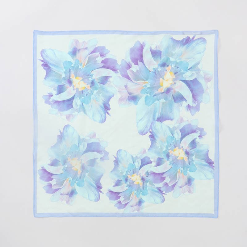 お値下げしました！新品 スカーフ ローズインディアン/ヴェール/ブルー お値下げしました！新品 スカーフ ローズインディアン/ヴェール