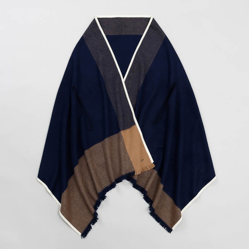 【 Beaurance (ビューランス)】ウールニットパイピングストール