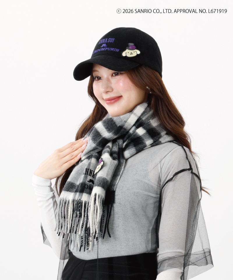 【 ANNA SUI（アナ スイ）】ANNA SUI x ポムポムプリン刺しゅうブローチ付きキャップ