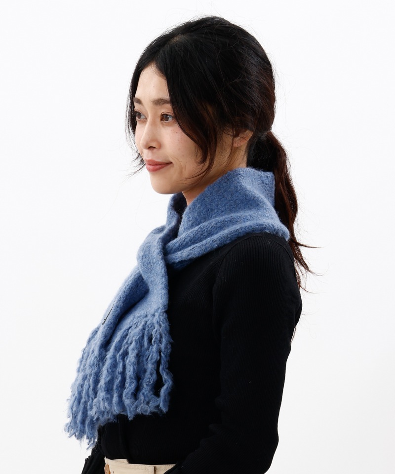 LANVIN en Bleu （ランバン オン ブルー）】モコモコ差込みマフラー