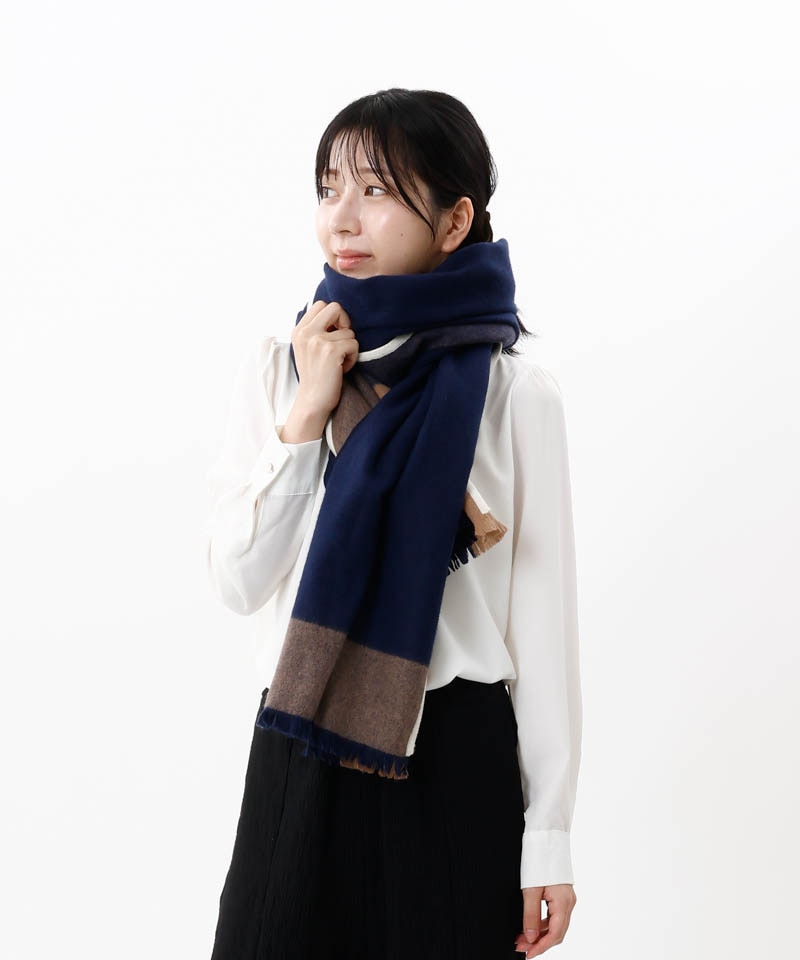 【 Beaurance （ビューランス）】ウールニットパイピングストール