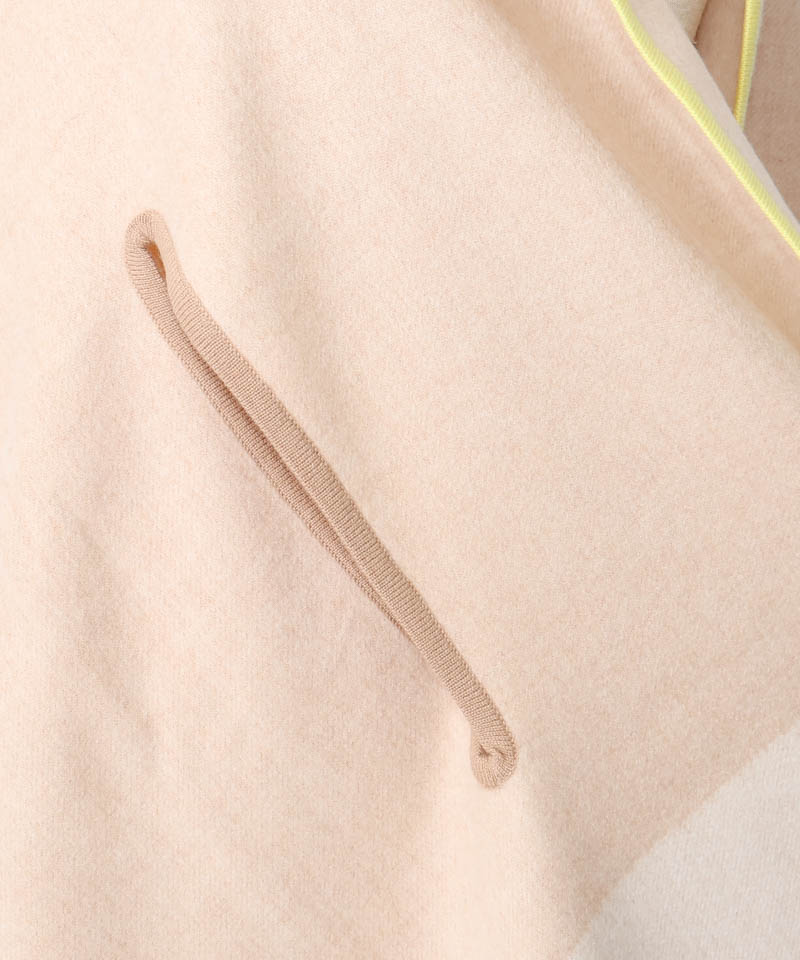 【 Beaurance （ビューランス）】ウールニットパイピングストール