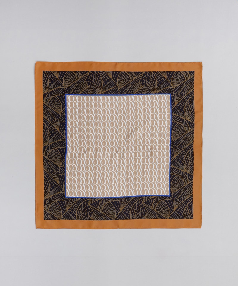 【 Aquascutum（アクアスキュータム）】シルクプリントプチスカーフ(WASH)