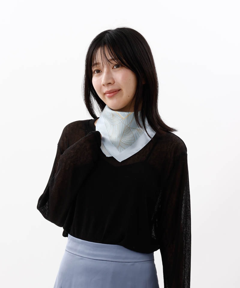 【 Aquascutum（アクアスキュータム）】シルクプリントプチスカーフ(WASH)