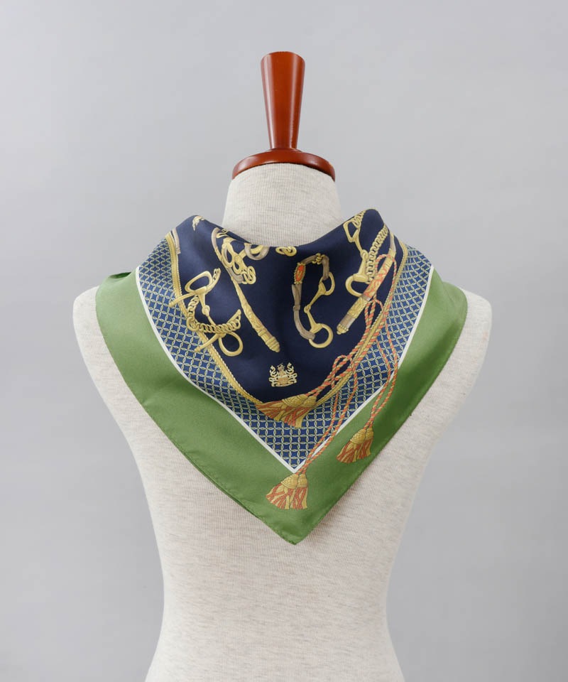 ★Aquascutum（アクアスキュータム） 美品！ペイズリー柄シルク100％スカート サイズ9Ｓ★　multi/マルチ/Ｍ相当/フレア Aquascutum (アクアスキュータム) シルク100％ ペイズリー 総柄