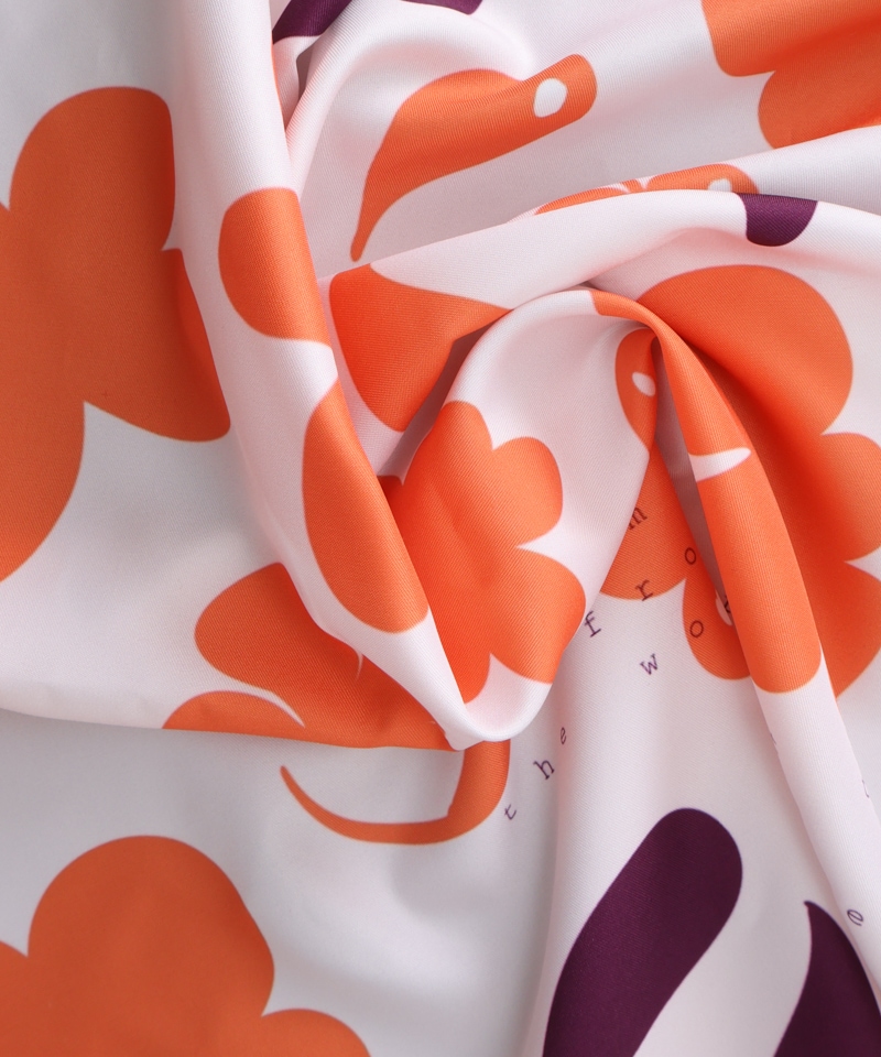 【 クリエイターズ コラボ 】大江 由佳　lulu -orange scarf-（スクエアスカーフ） 受注生産品