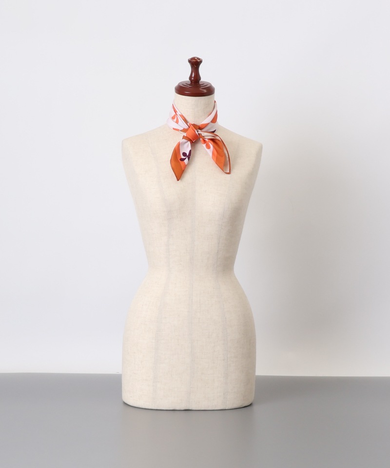 【 クリエイターズ コラボ 】大江 由佳　lulu -orange scarf-（スクエアスカーフ） 受注生産品