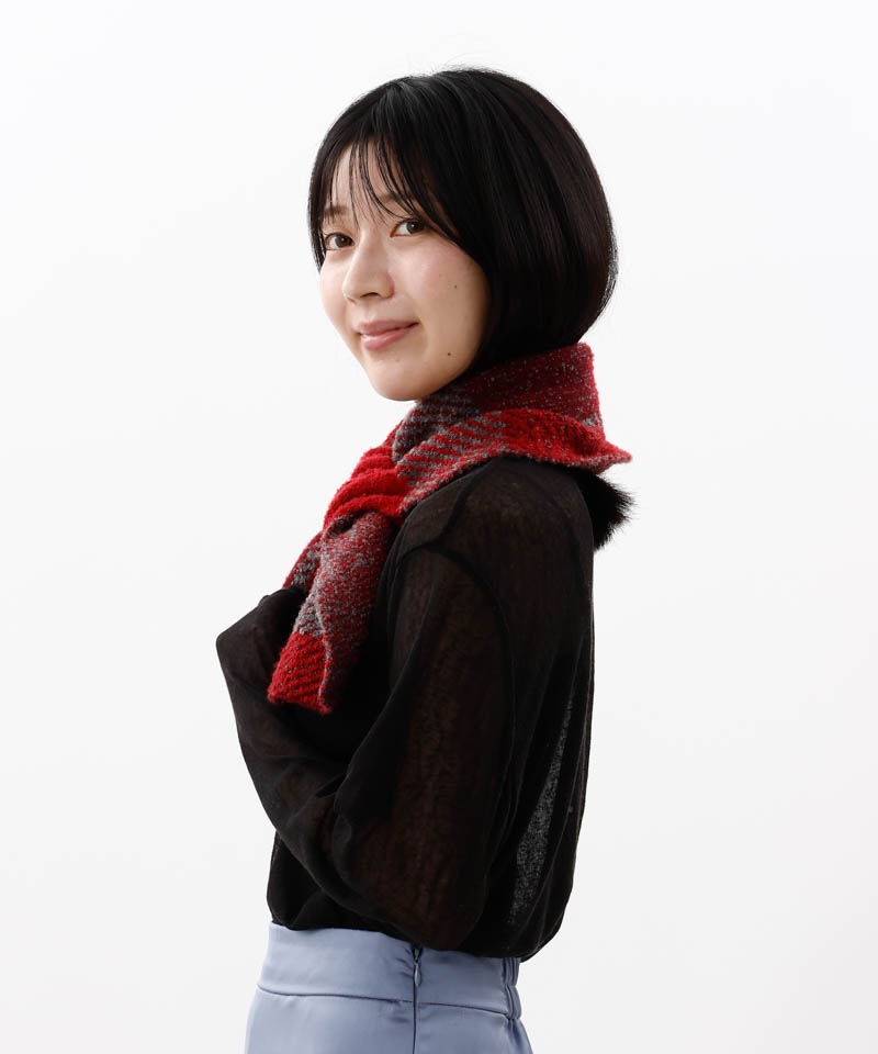 Aquascutum（アクアスキュータム）】ベア刺しゅうキャンディマフラー