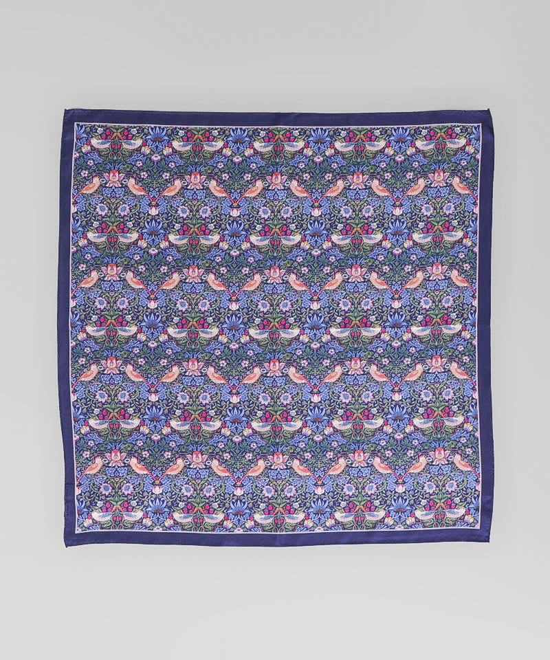 【 V&A（ヴィクトリア・アンド・アルバート ミュージアム）】 モリス柄シルクツイルインクジェットプチスカーフ