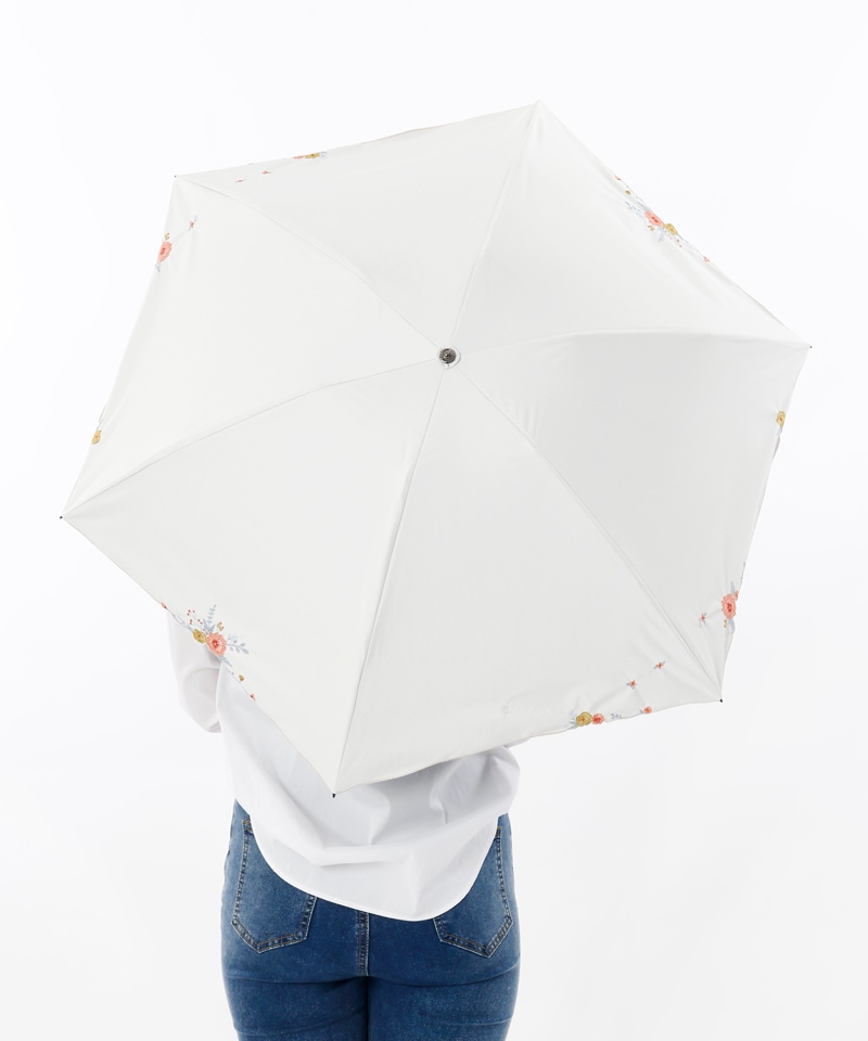 【 BLAO（ブラオ）】多色花柄刺しゅう晴雨兼用パラソル(折りたたみ傘)